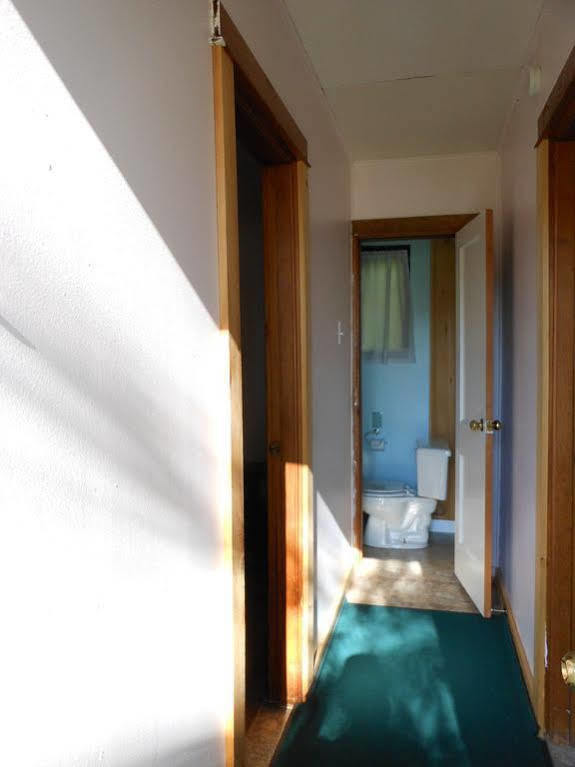 Katahdin Cabins Hotel Millinocket Ngoại thất bức ảnh
