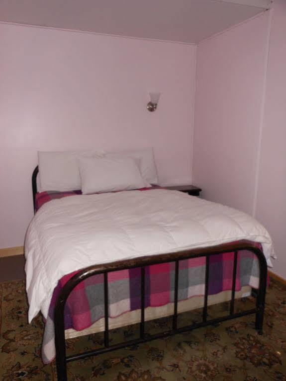 Katahdin Cabins Hotel Millinocket Ngoại thất bức ảnh