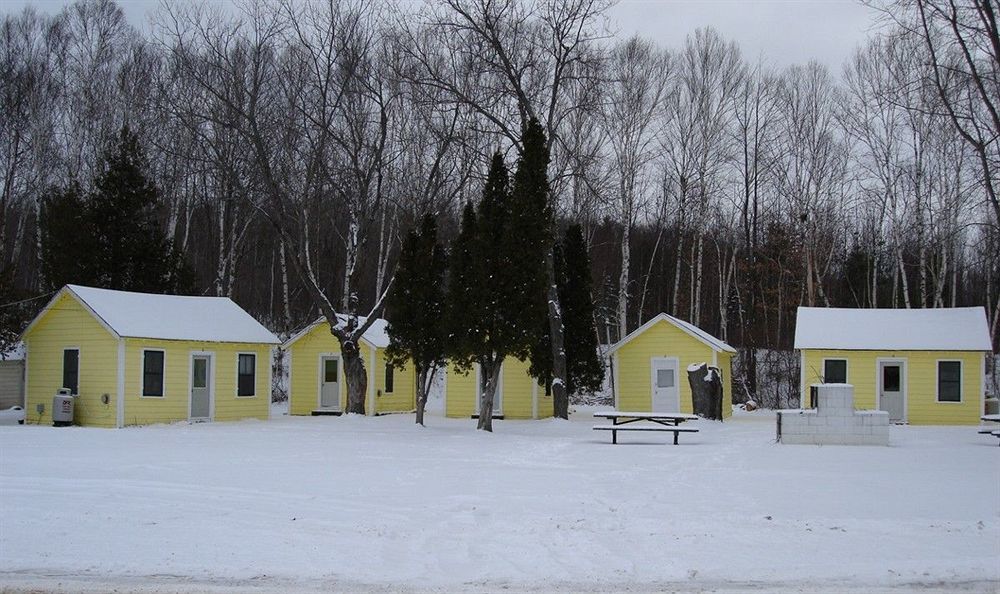 Katahdin Cabins Hotel Millinocket Ngoại thất bức ảnh